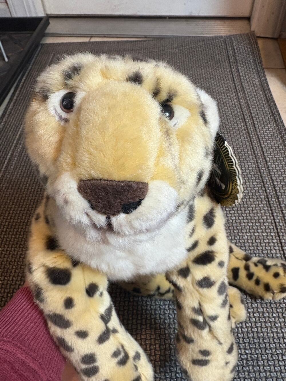 FAO Schwarz Stuffed Cheetah 21" Long (approx)